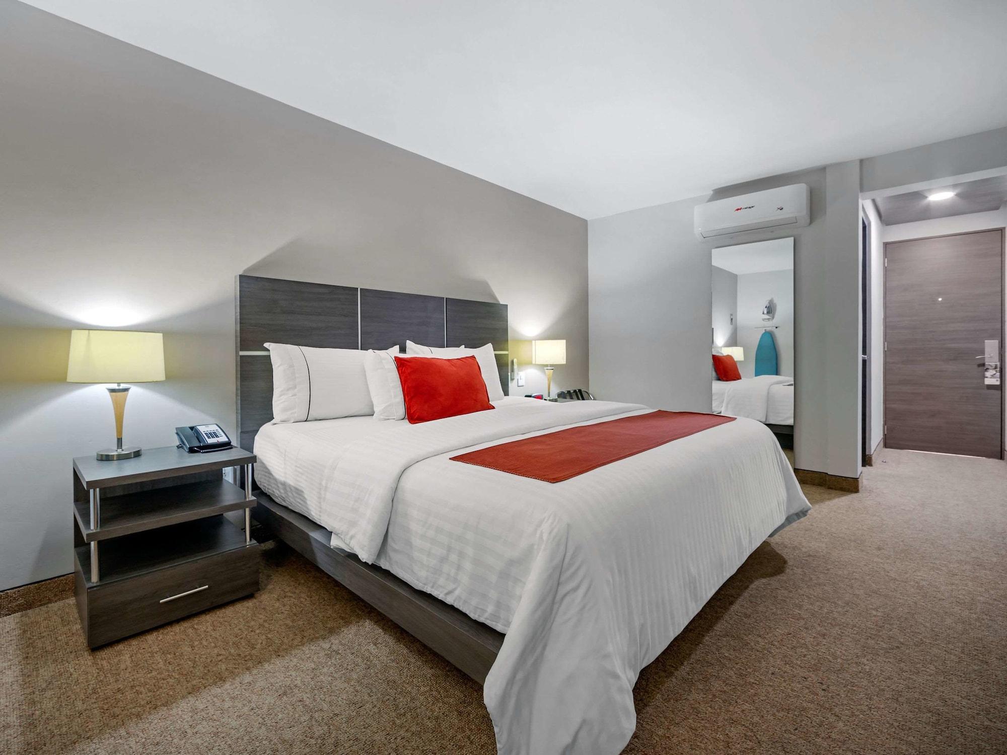 Hotel Bewow קרטרו מראה חיצוני תמונה