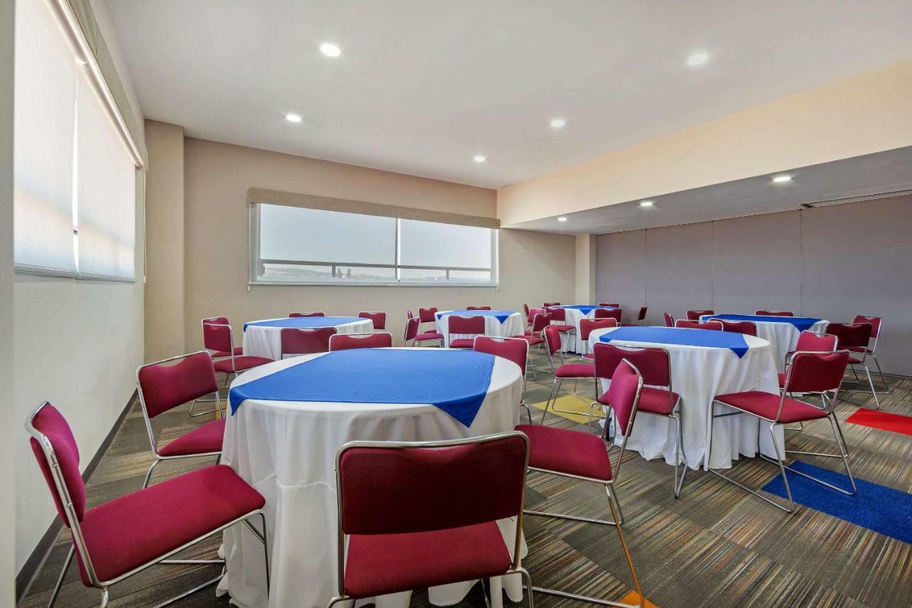 Hotel Bewow קרטרו מראה חיצוני תמונה